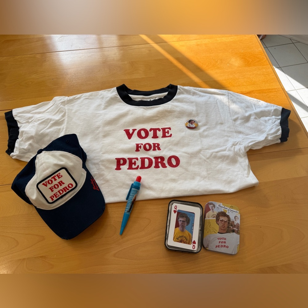 Napoleon Dynamite lot size M - Early 2000’s